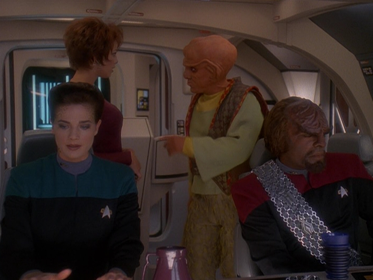 extant_StarTrek_DS9_5x07-LetHeWhoIsWithoutSin_00676.jpg