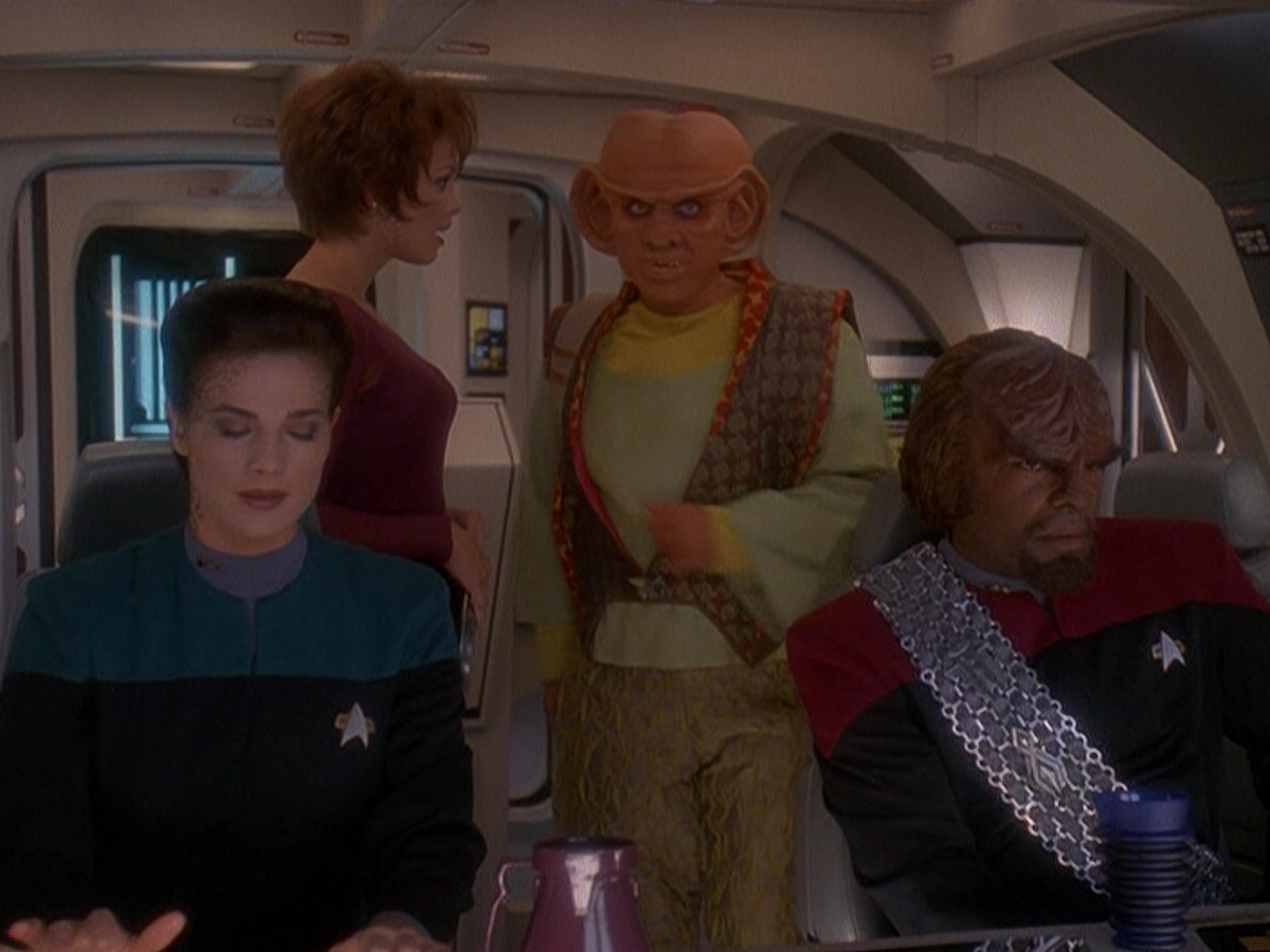 extant_StarTrek_DS9_5x07-LetHeWhoIsWithoutSin_00677.jpg
