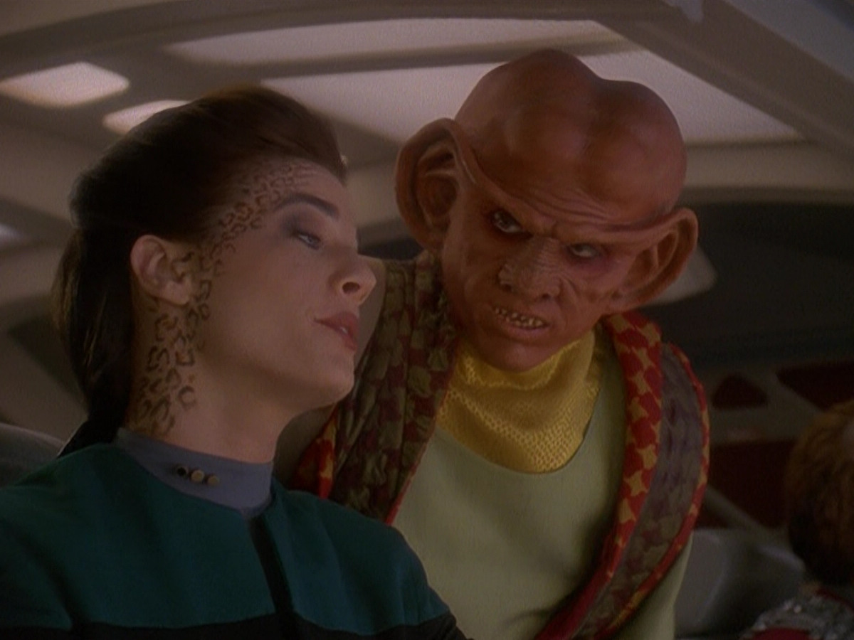 extant_StarTrek_DS9_5x07-LetHeWhoIsWithoutSin_00708.jpg