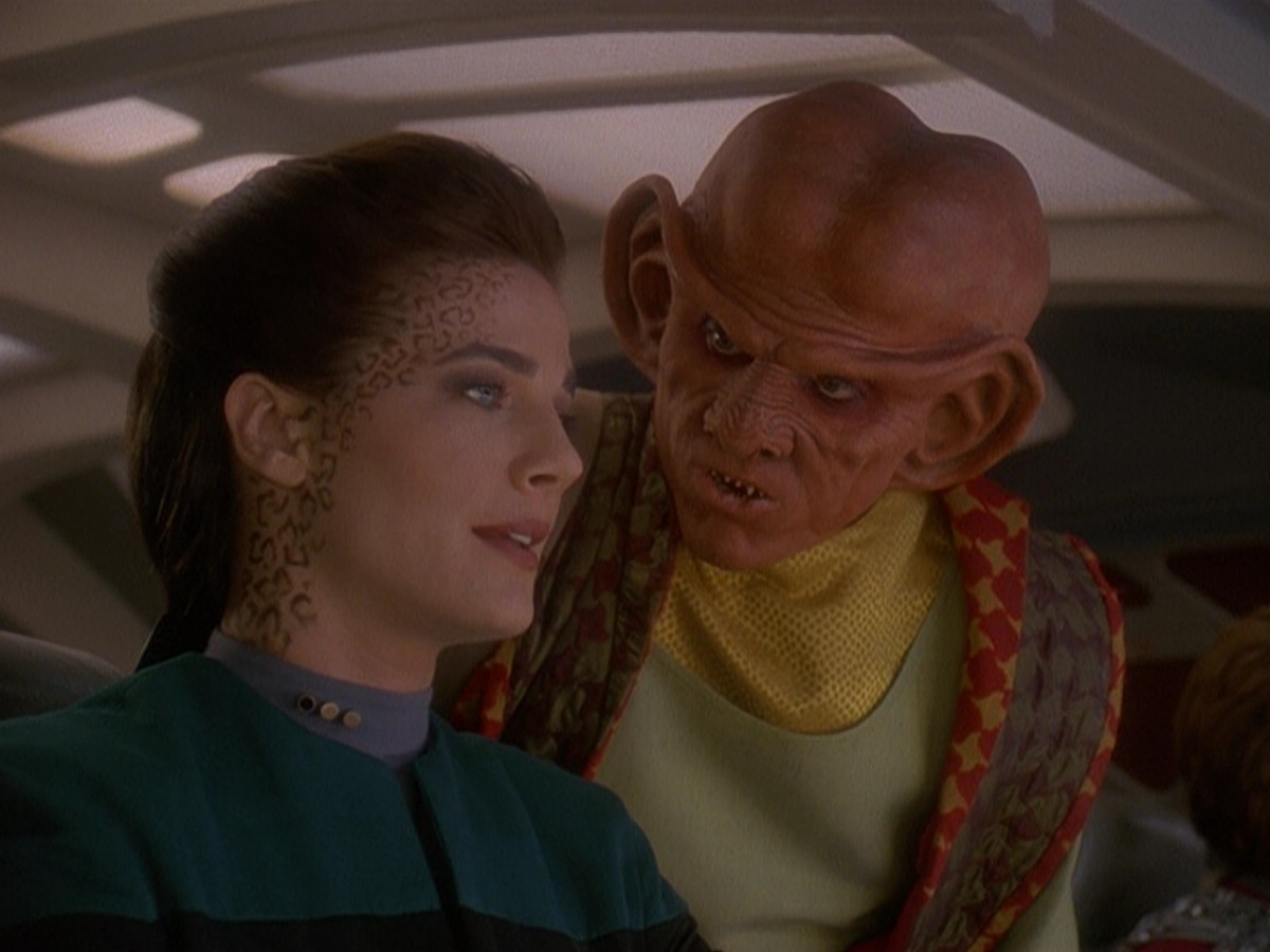 extant_StarTrek_DS9_5x07-LetHeWhoIsWithoutSin_00713.jpg