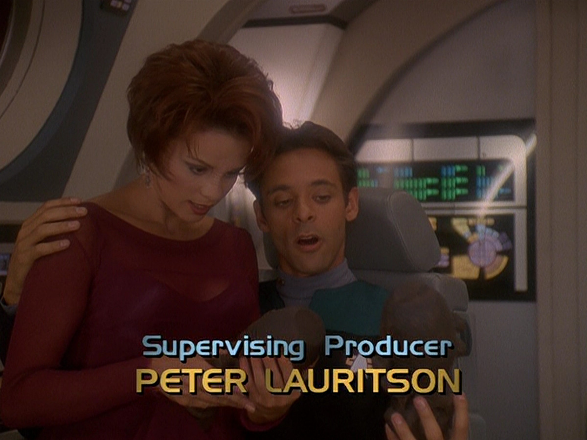 extant_StarTrek_DS9_5x07-LetHeWhoIsWithoutSin_00751.jpg
