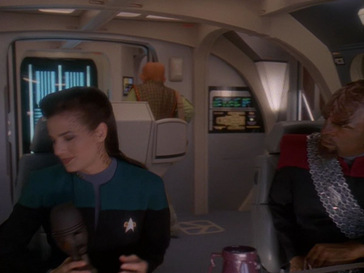 extant_StarTrek_DS9_5x07-LetHeWhoIsWithoutSin_00789.jpg