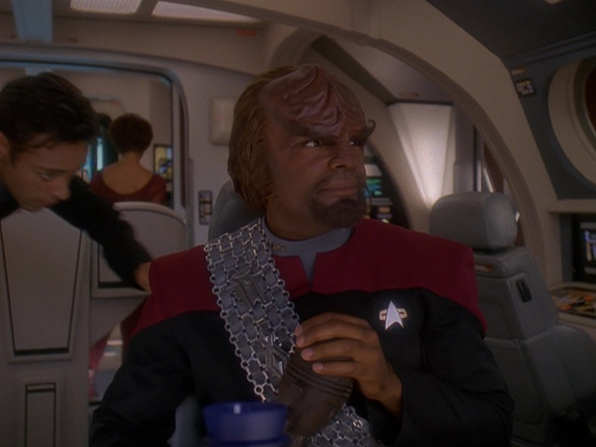 extant_StarTrek_DS9_5x07-LetHeWhoIsWithoutSin_00814.jpg