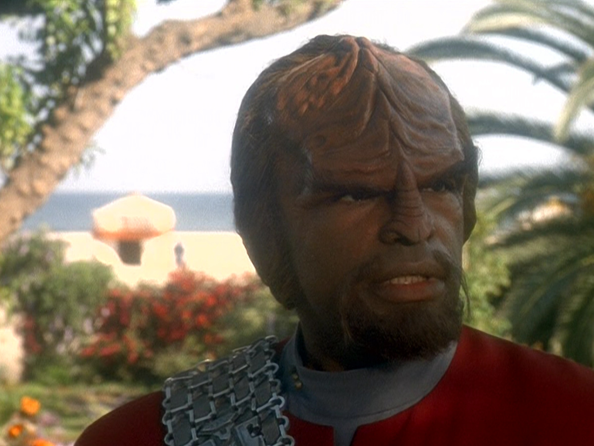 extant_StarTrek_DS9_5x07-LetHeWhoIsWithoutSin_01144.jpg
