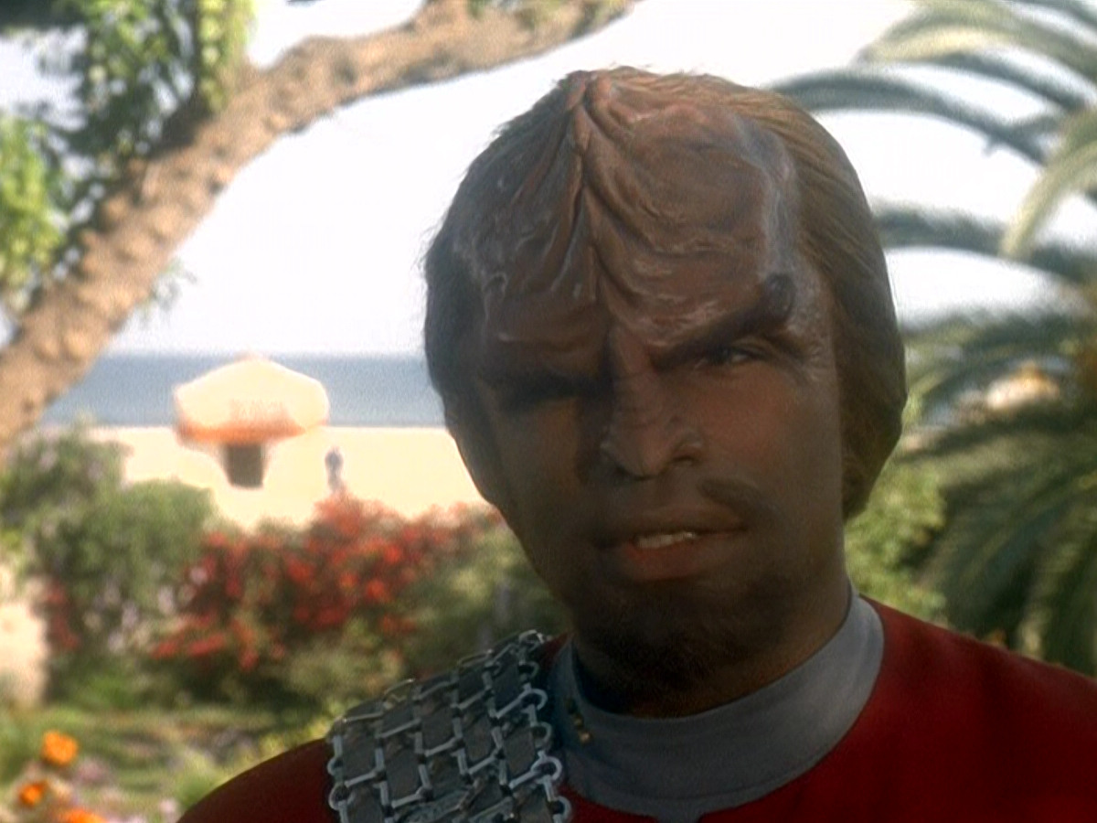 extant_StarTrek_DS9_5x07-LetHeWhoIsWithoutSin_01158.jpg