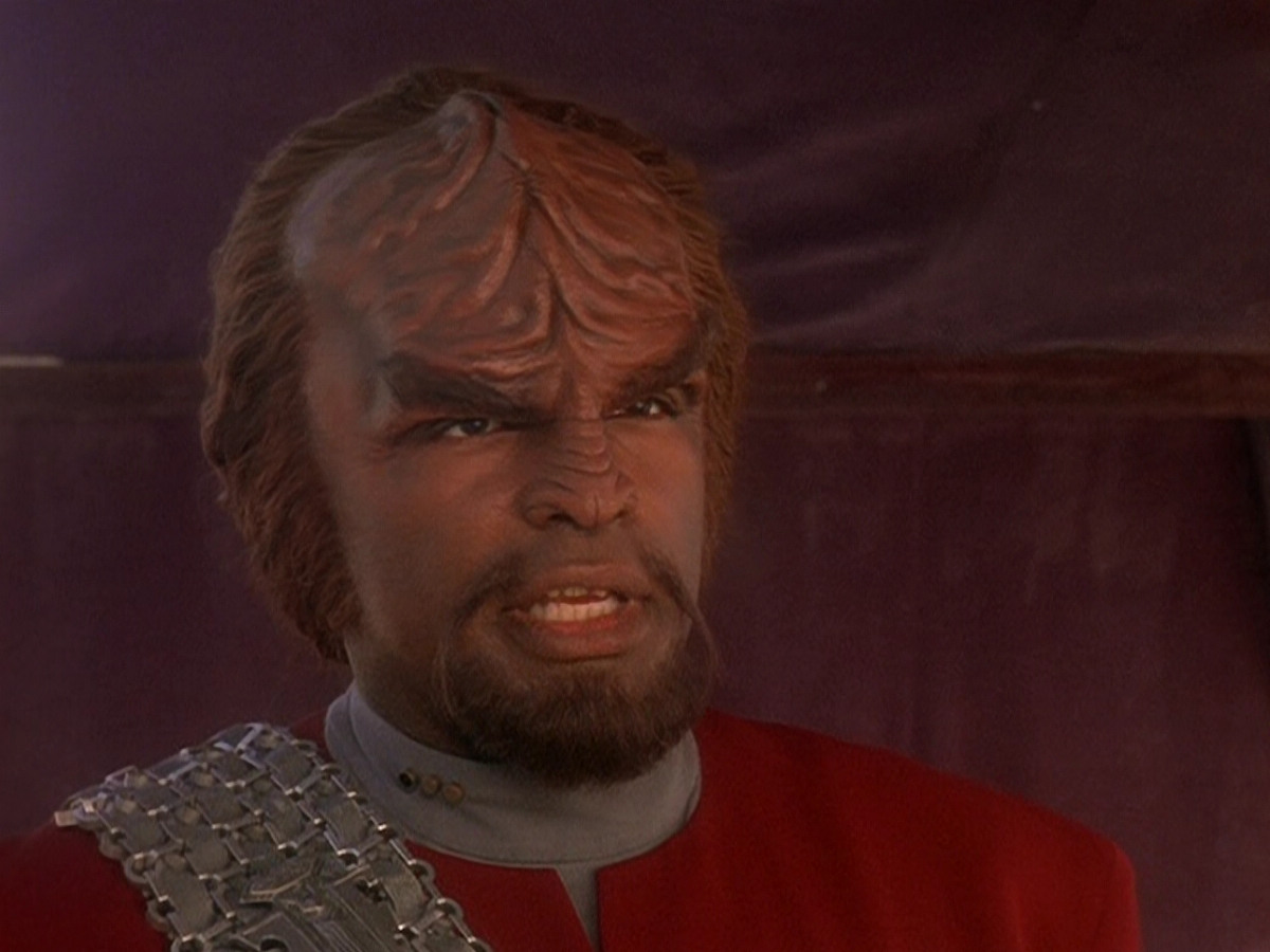 extant_StarTrek_DS9_5x07-LetHeWhoIsWithoutSin_01496.jpg