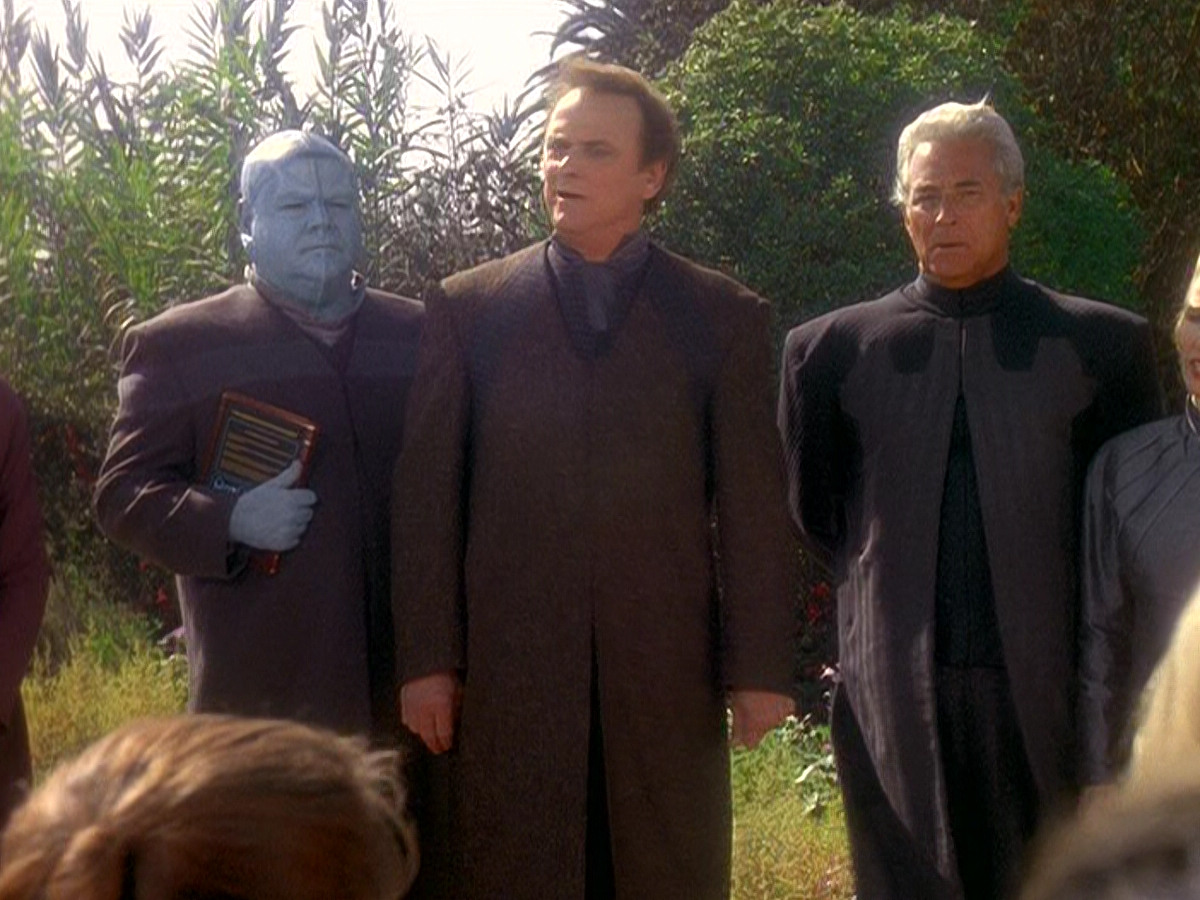 extant_StarTrek_DS9_5x07-LetHeWhoIsWithoutSin_01539.jpg