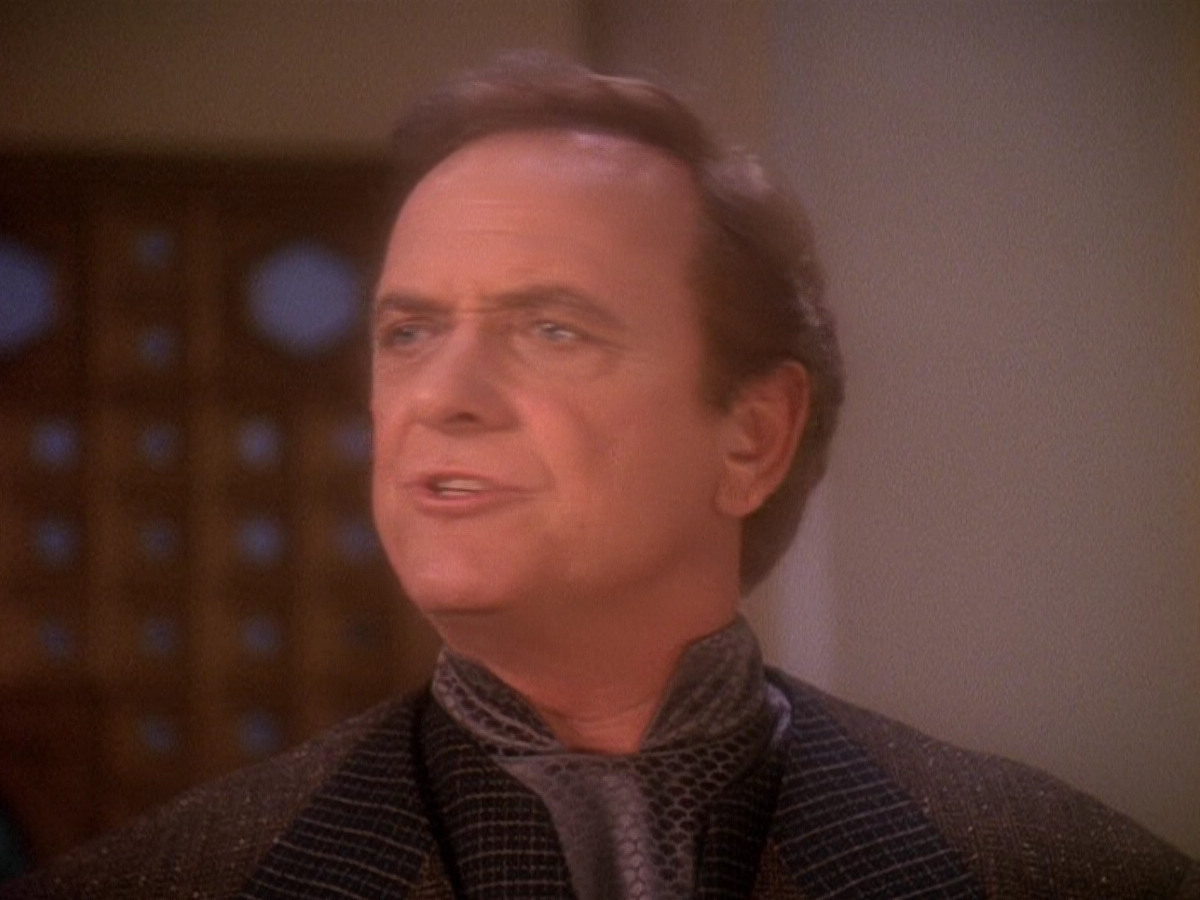extant_StarTrek_DS9_5x07-LetHeWhoIsWithoutSin_01902.jpg