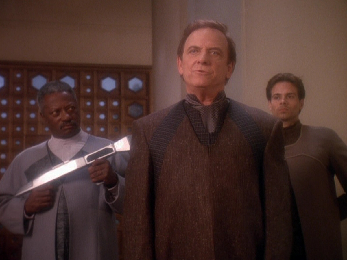 extant_StarTrek_DS9_5x07-LetHeWhoIsWithoutSin_01944.jpg
