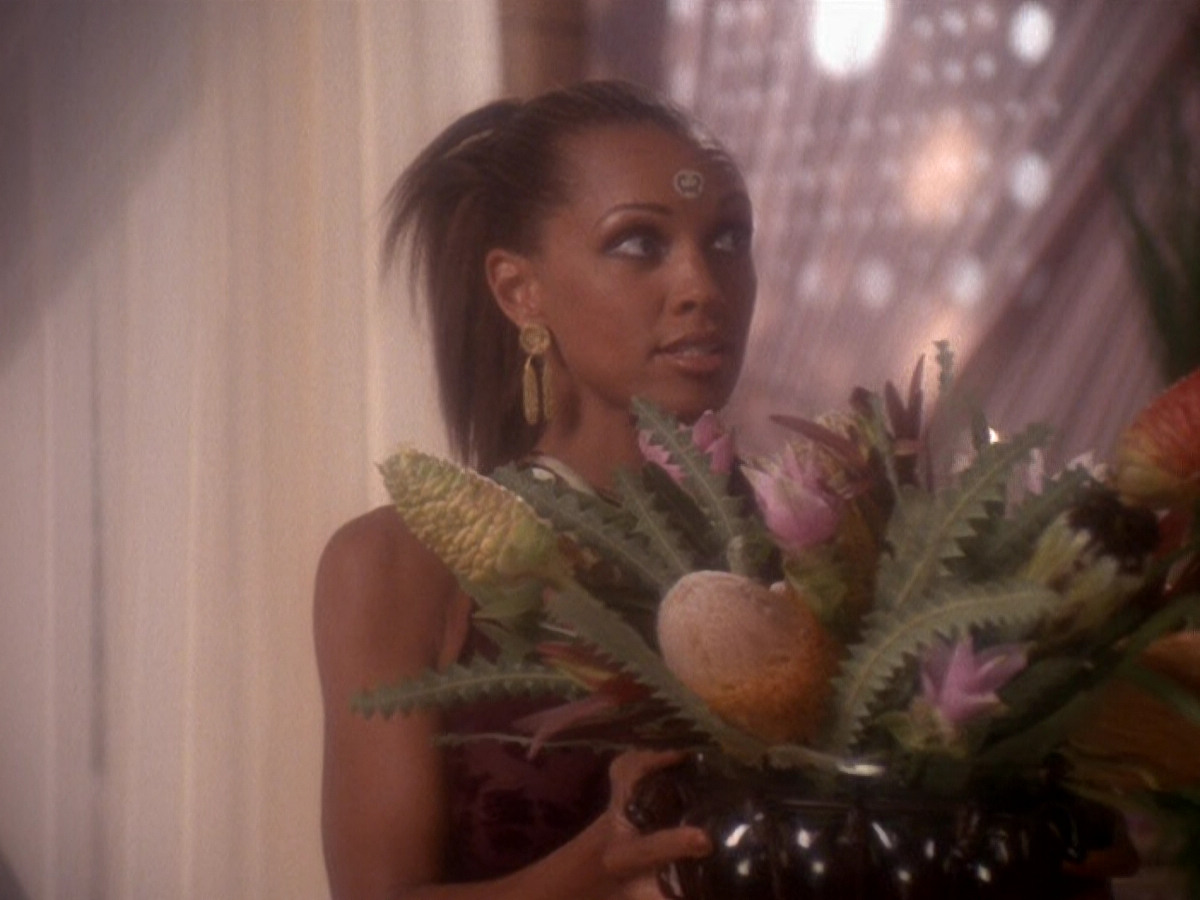 extant_StarTrek_DS9_5x07-LetHeWhoIsWithoutSin_02219.jpg