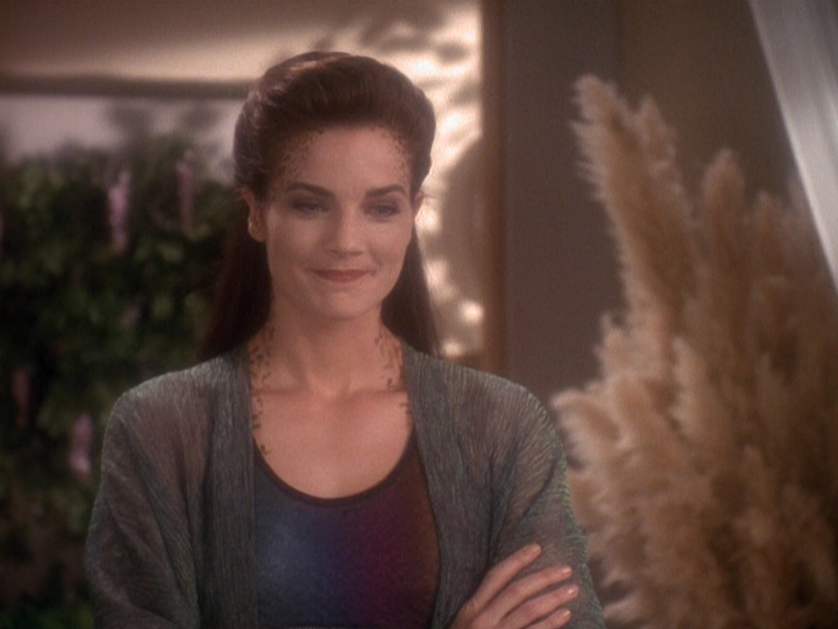 extant_StarTrek_DS9_5x07-LetHeWhoIsWithoutSin_02243.jpg