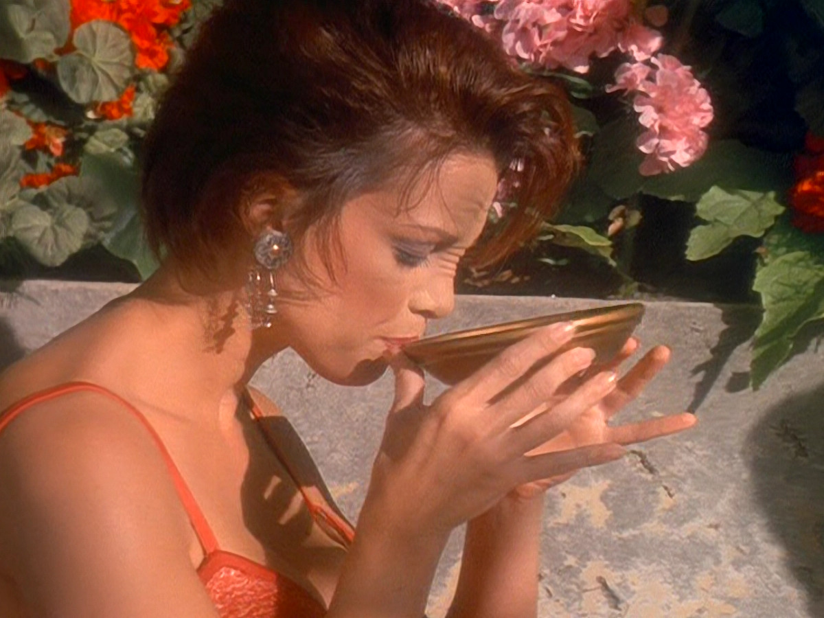 extant_StarTrek_DS9_5x07-LetHeWhoIsWithoutSin_02266.jpg