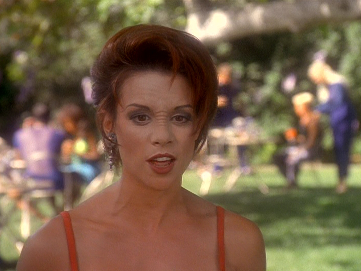 extant_StarTrek_DS9_5x07-LetHeWhoIsWithoutSin_02377.jpg