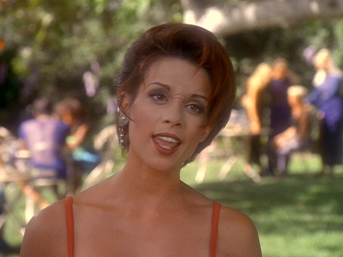 extant_StarTrek_DS9_5x07-LetHeWhoIsWithoutSin_02401.jpg