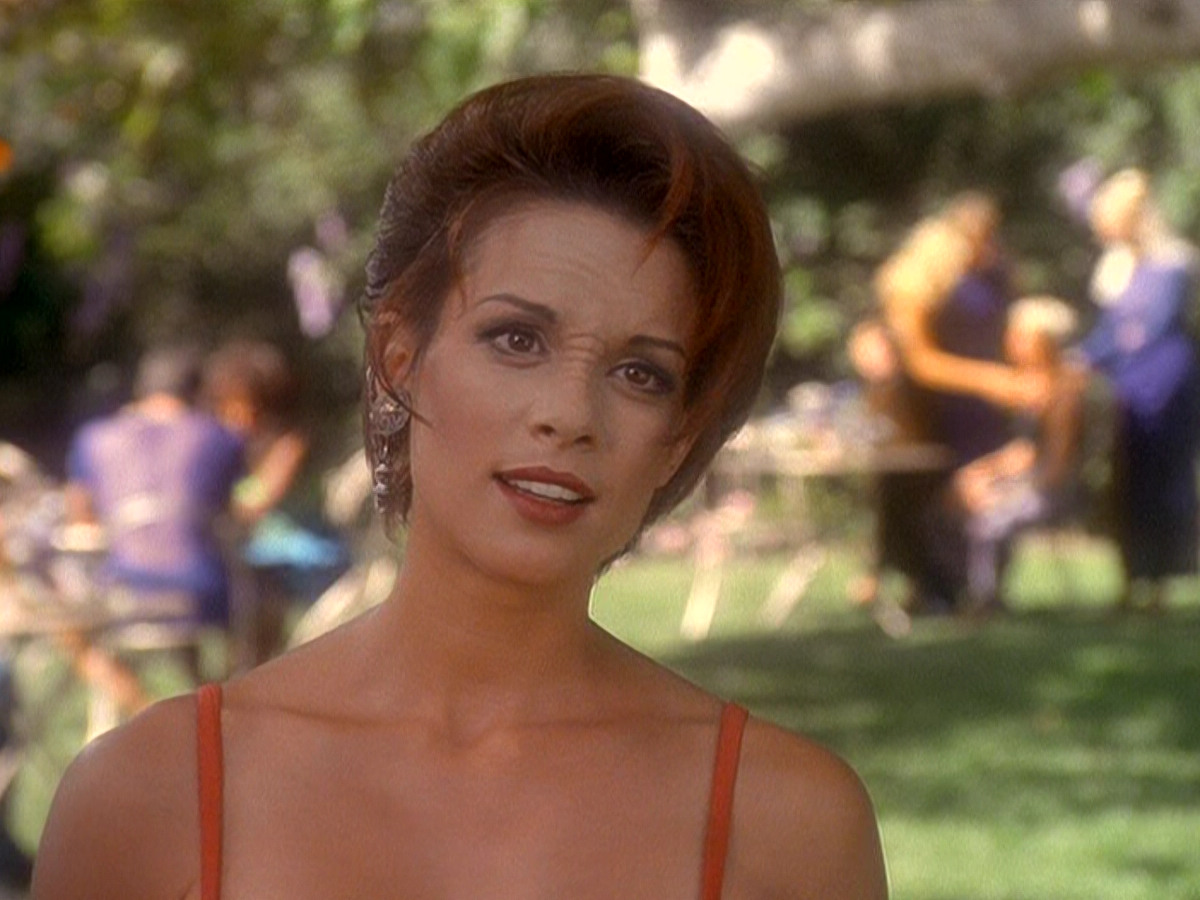 extant_StarTrek_DS9_5x07-LetHeWhoIsWithoutSin_02403.jpg