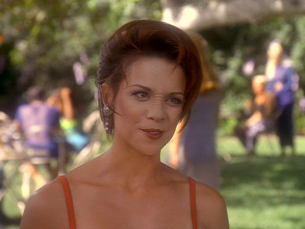 extant_StarTrek_DS9_5x07-LetHeWhoIsWithoutSin_02421.jpg