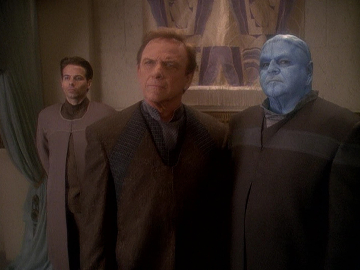 extant_StarTrek_DS9_5x07-LetHeWhoIsWithoutSin_02559.jpg