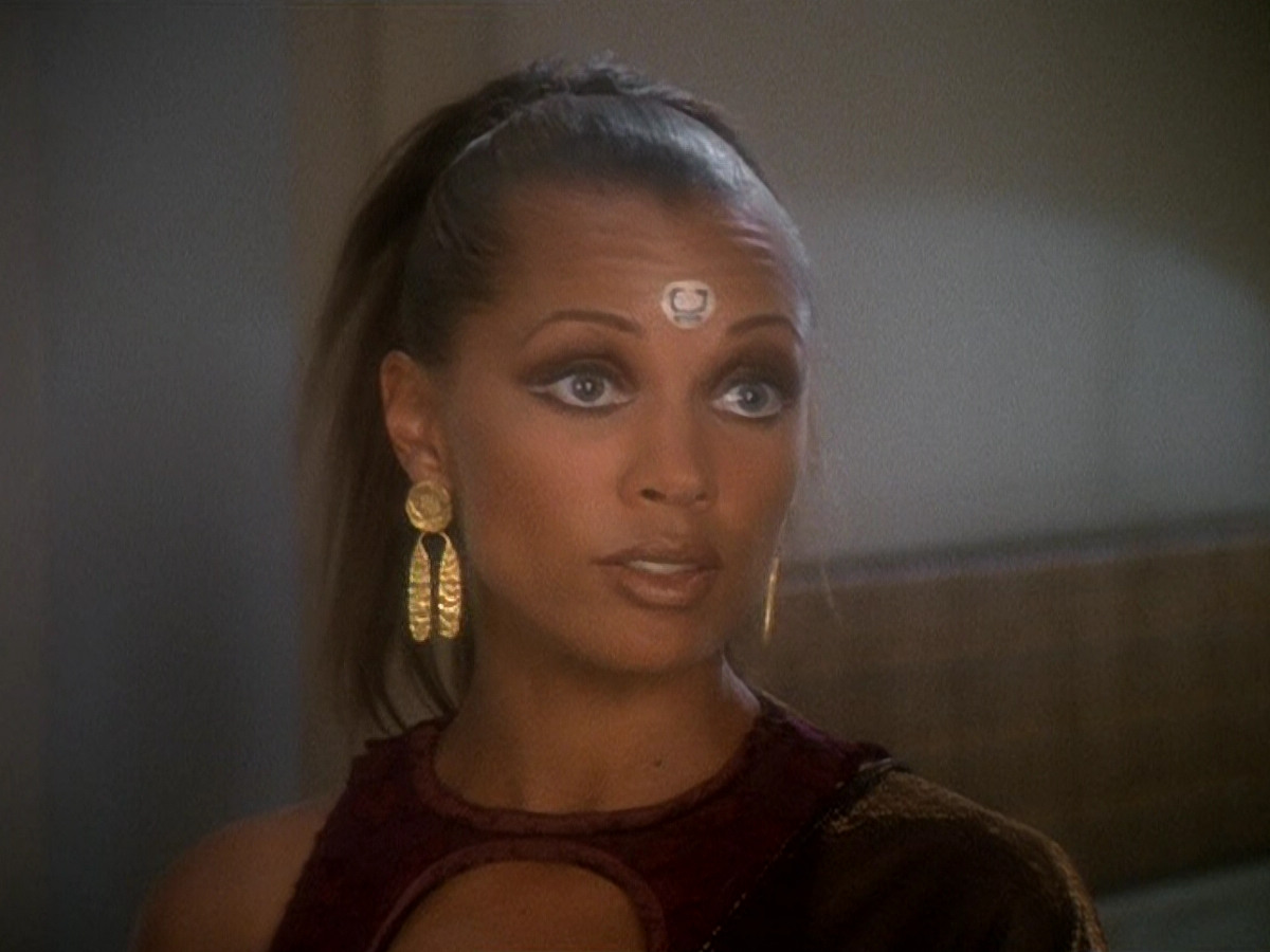 extant_StarTrek_DS9_5x07-LetHeWhoIsWithoutSin_02803.jpg