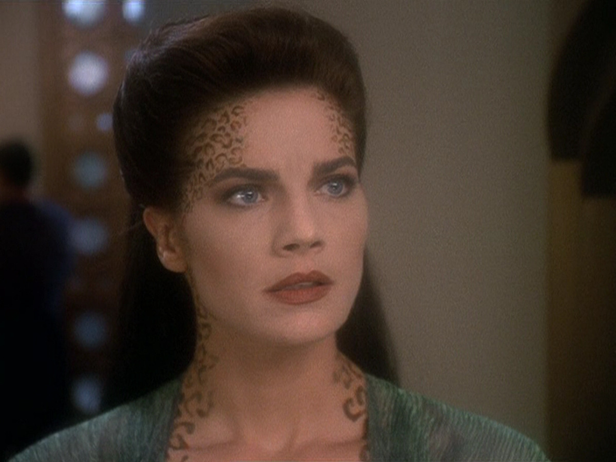 extant_StarTrek_DS9_5x07-LetHeWhoIsWithoutSin_02841.jpg