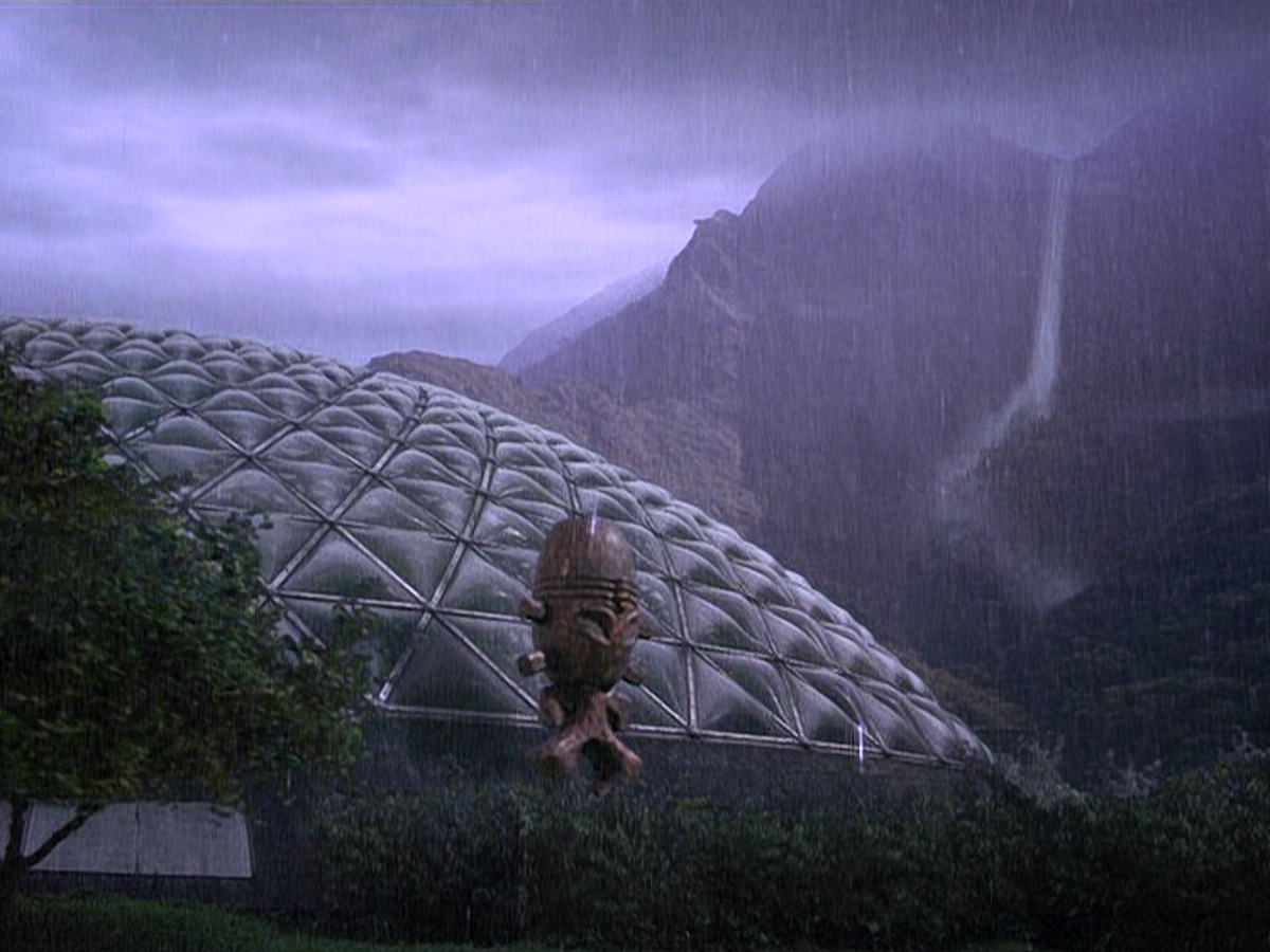 extant_StarTrek_DS9_5x07-LetHeWhoIsWithoutSin_02847.jpg