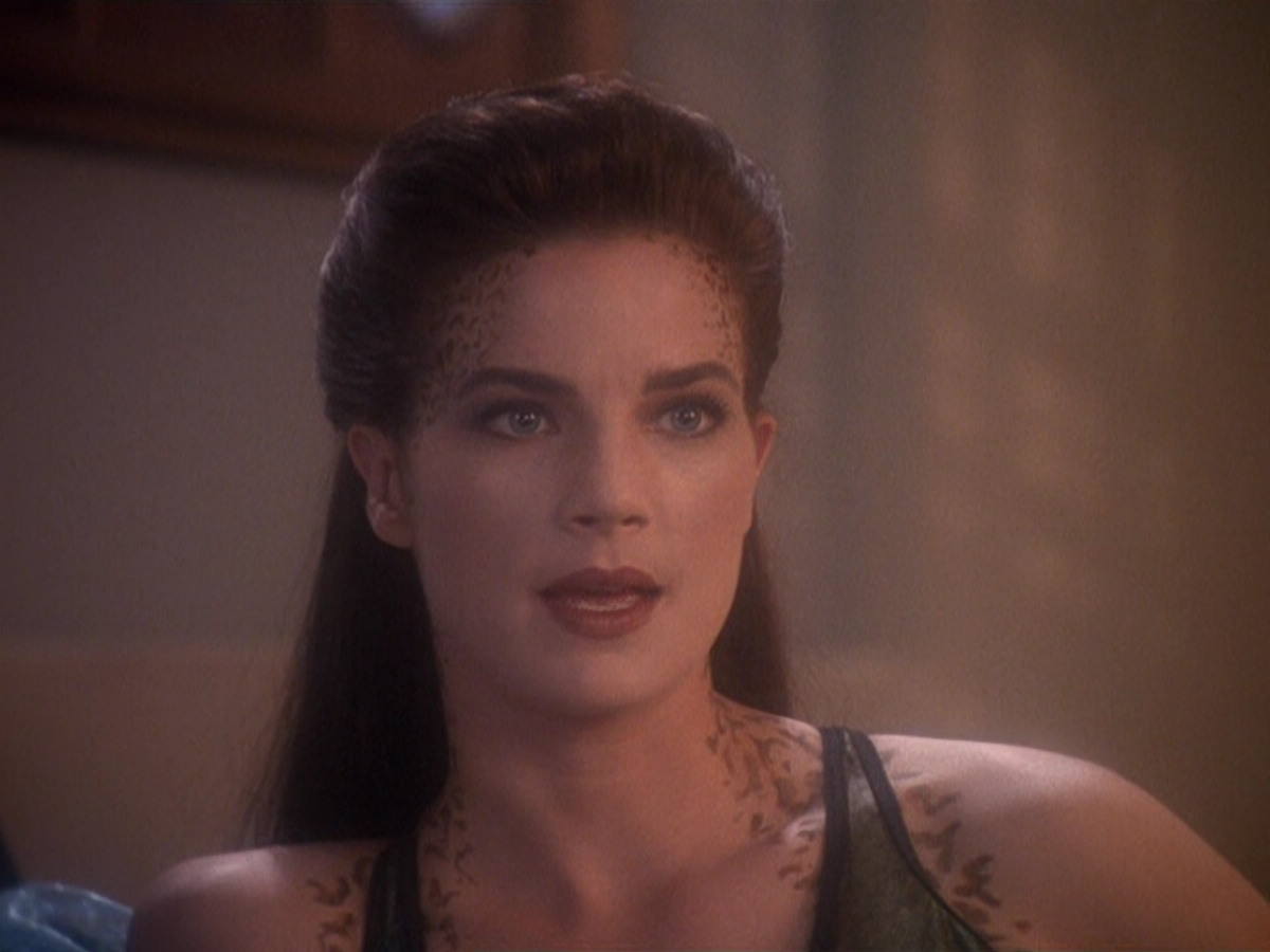 extant_StarTrek_DS9_5x07-LetHeWhoIsWithoutSin_02918.jpg