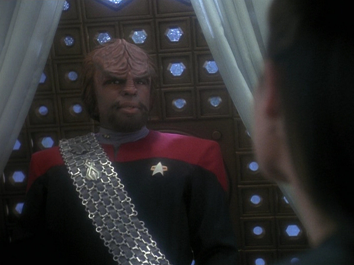 extant_StarTrek_DS9_5x07-LetHeWhoIsWithoutSin_03399.jpg