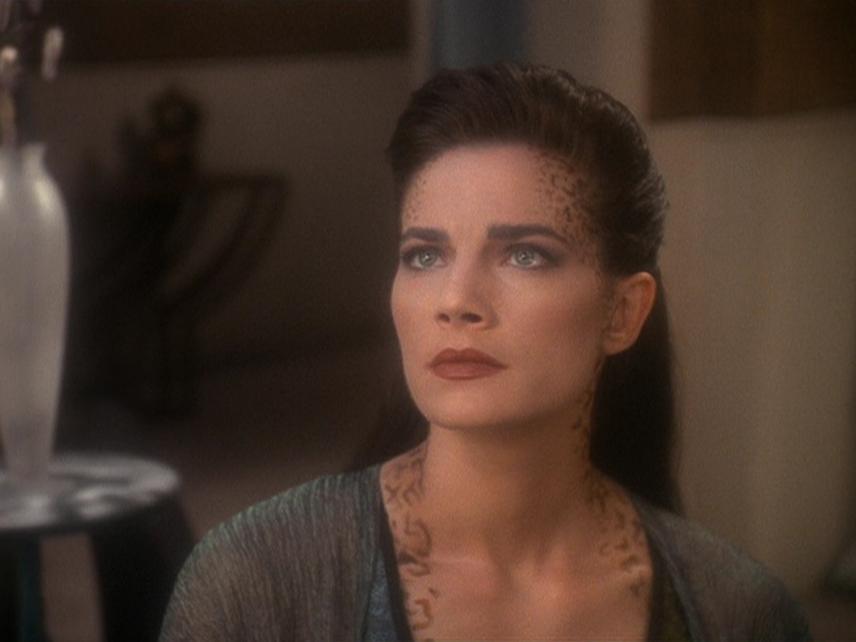 extant_StarTrek_DS9_5x07-LetHeWhoIsWithoutSin_03407.jpg