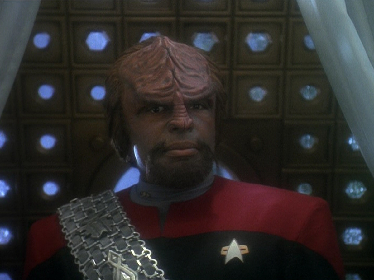 extant_StarTrek_DS9_5x07-LetHeWhoIsWithoutSin_03411.jpg