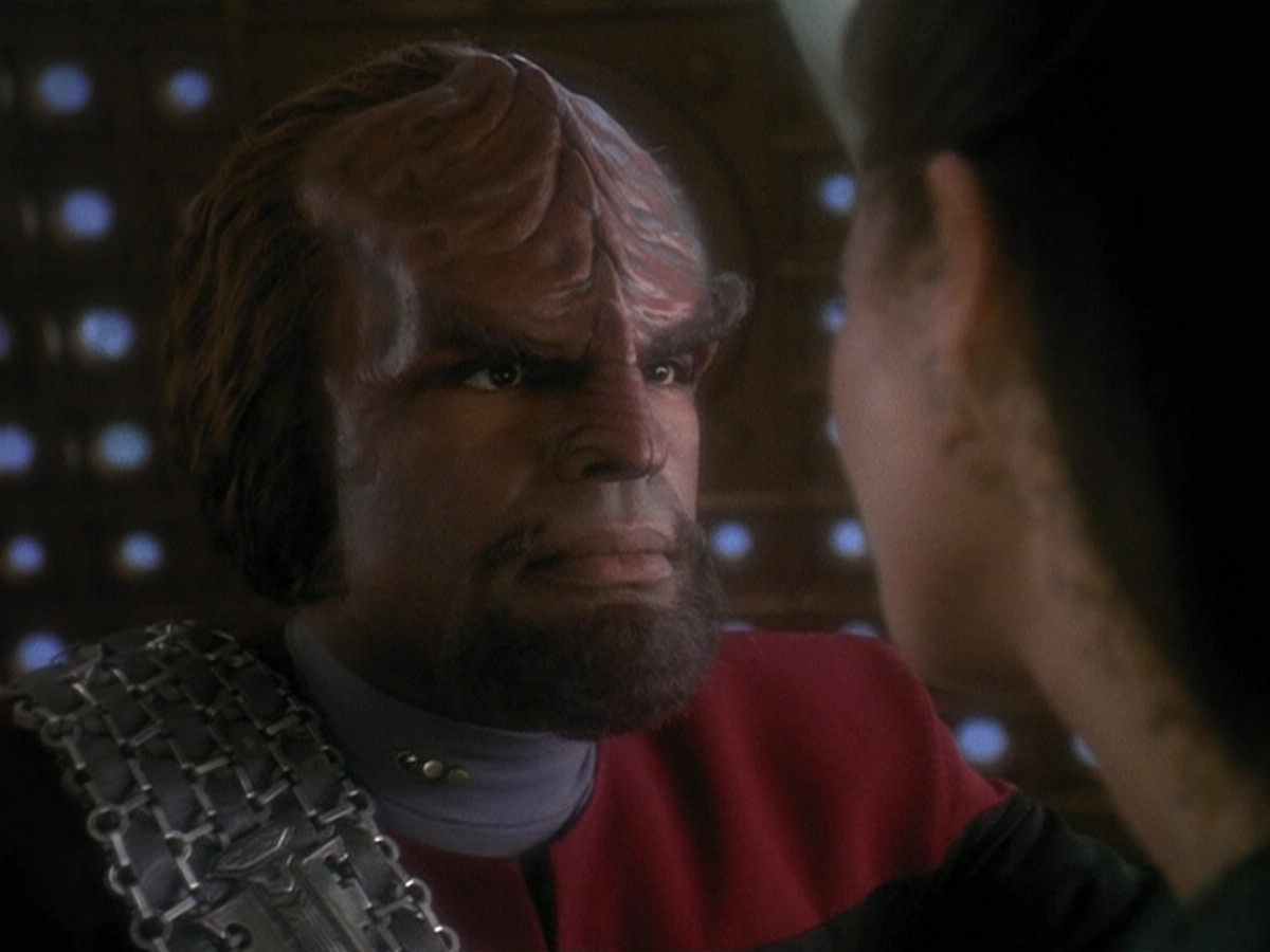 extant_StarTrek_DS9_5x07-LetHeWhoIsWithoutSin_03462.jpg