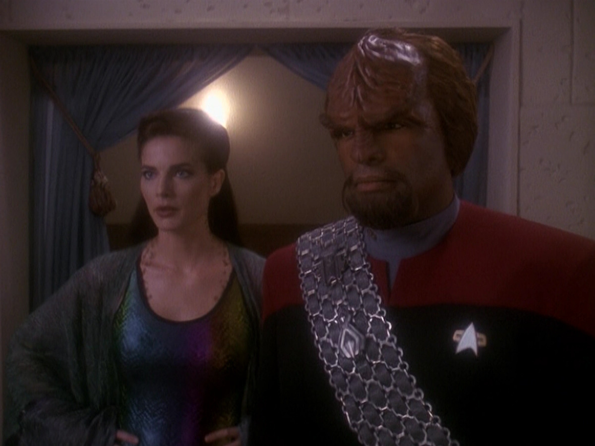 extant_StarTrek_DS9_5x07-LetHeWhoIsWithoutSin_03557.jpg