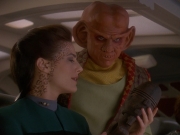 extant_StarTrek_DS9_5x07-LetHeWhoIsWithoutSin_00757.jpg