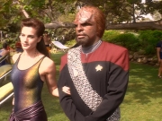 extant_StarTrek_DS9_5x07-LetHeWhoIsWithoutSin_00926.jpg