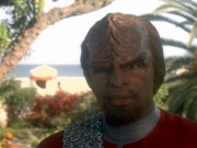 extant_StarTrek_DS9_5x07-LetHeWhoIsWithoutSin_01137.jpg