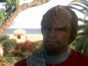 extant_StarTrek_DS9_5x07-LetHeWhoIsWithoutSin_01148.jpg