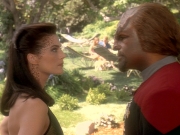 extant_StarTrek_DS9_5x07-LetHeWhoIsWithoutSin_01167.jpg