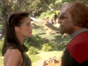 extant_StarTrek_DS9_5x07-LetHeWhoIsWithoutSin_01168.jpg