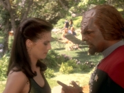 extant_StarTrek_DS9_5x07-LetHeWhoIsWithoutSin_01171.jpg
