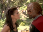 extant_StarTrek_DS9_5x07-LetHeWhoIsWithoutSin_01177.jpg