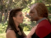 extant_StarTrek_DS9_5x07-LetHeWhoIsWithoutSin_01191.jpg