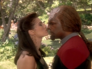 extant_StarTrek_DS9_5x07-LetHeWhoIsWithoutSin_01197.jpg