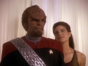 extant_StarTrek_DS9_5x07-LetHeWhoIsWithoutSin_01367.jpg