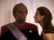 extant_StarTrek_DS9_5x07-LetHeWhoIsWithoutSin_01371.jpg