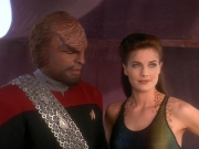 extant_StarTrek_DS9_5x07-LetHeWhoIsWithoutSin_01520.jpg