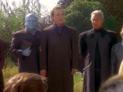 extant_StarTrek_DS9_5x07-LetHeWhoIsWithoutSin_01542.jpg