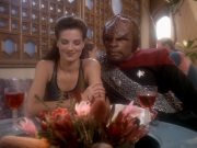 extant_StarTrek_DS9_5x07-LetHeWhoIsWithoutSin_01816.jpg