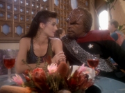 extant_StarTrek_DS9_5x07-LetHeWhoIsWithoutSin_01829.jpg