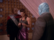 extant_StarTrek_DS9_5x07-LetHeWhoIsWithoutSin_01884.jpg