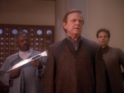 extant_StarTrek_DS9_5x07-LetHeWhoIsWithoutSin_01889.jpg