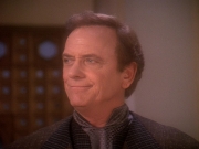 extant_StarTrek_DS9_5x07-LetHeWhoIsWithoutSin_01900.jpg