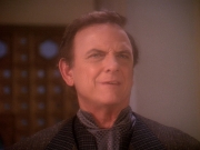 extant_StarTrek_DS9_5x07-LetHeWhoIsWithoutSin_01919.jpg